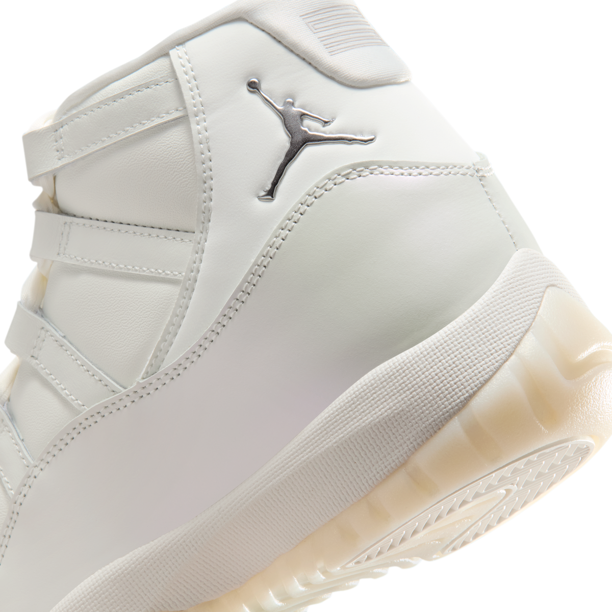 Jordan 11 Retro Pearl (Women's)