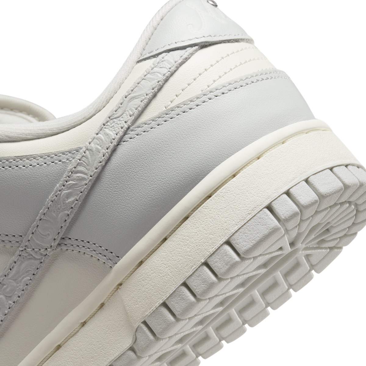 Nike Dunk Low Needlework Sail Aura (Women's)
