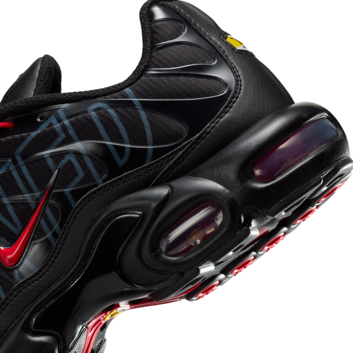 Nike Air Max Plus Tuned Air Black Red | IH4459-001