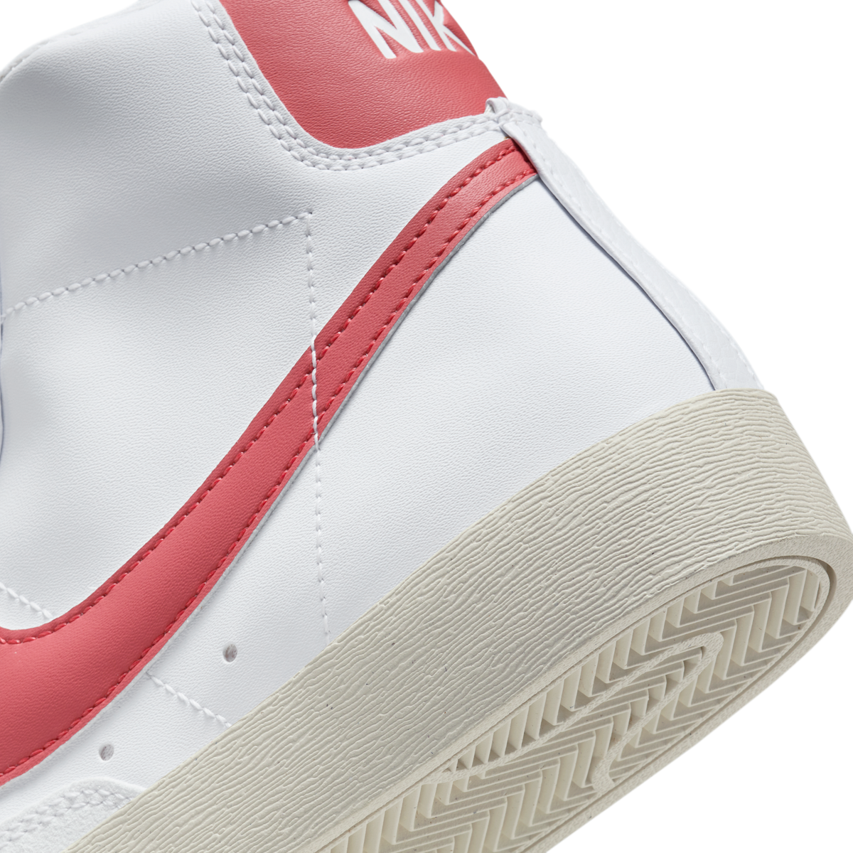 Nike Blazer Mid 77 White Adobe Red Stardust Sail (Women's)