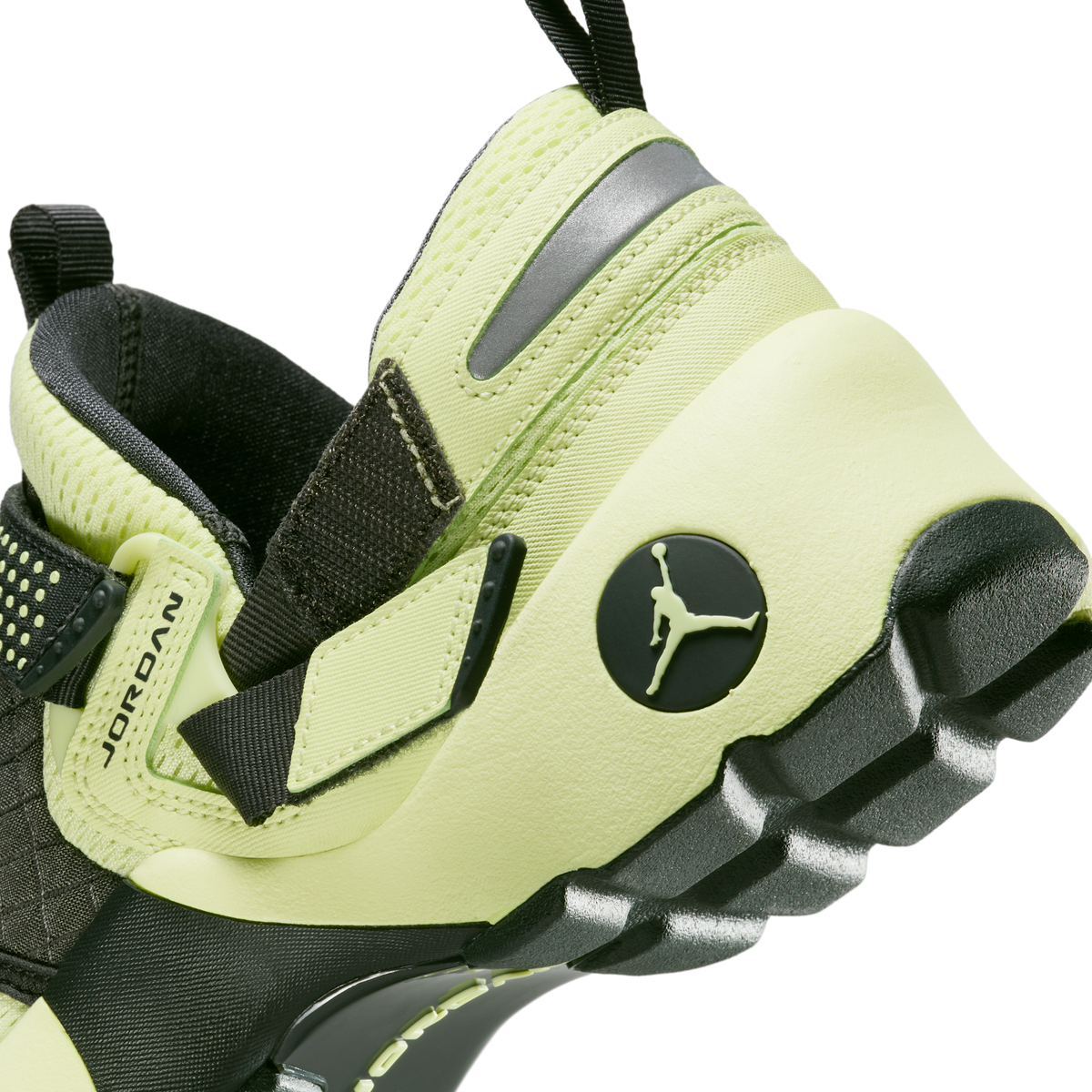 Jordan Trunner LX Luminous Green (Women's)