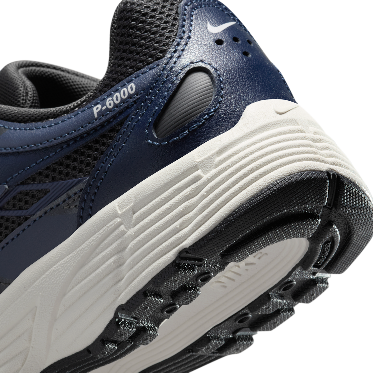 Nike P-6000 Thunder Blue Anthracite Sail Vast Grey (GS)