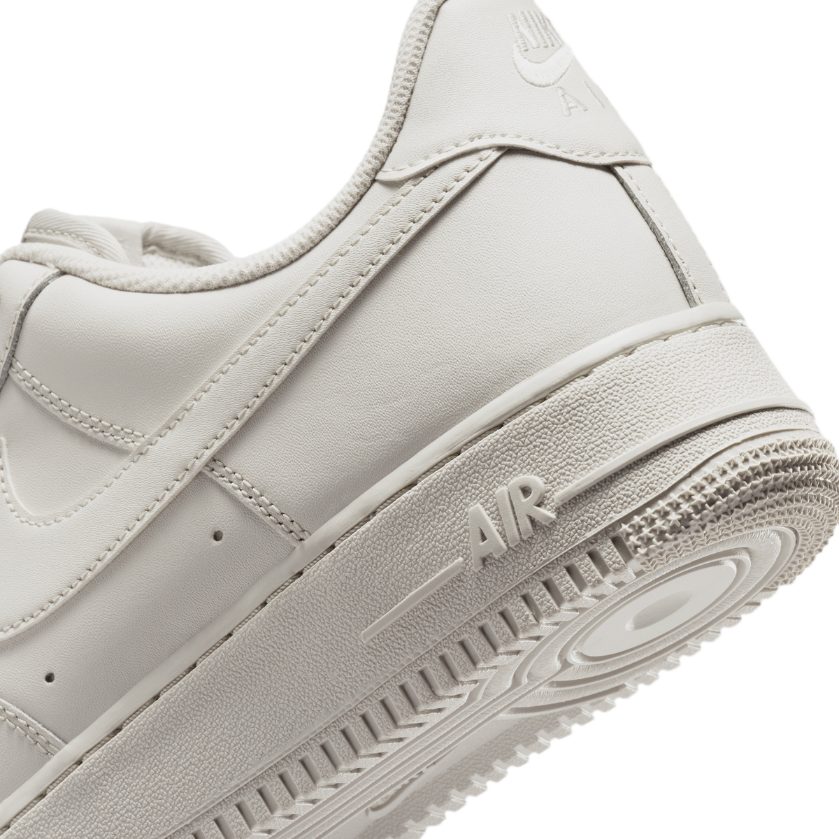 Nike Air Force 1 Low '07 Light Bone