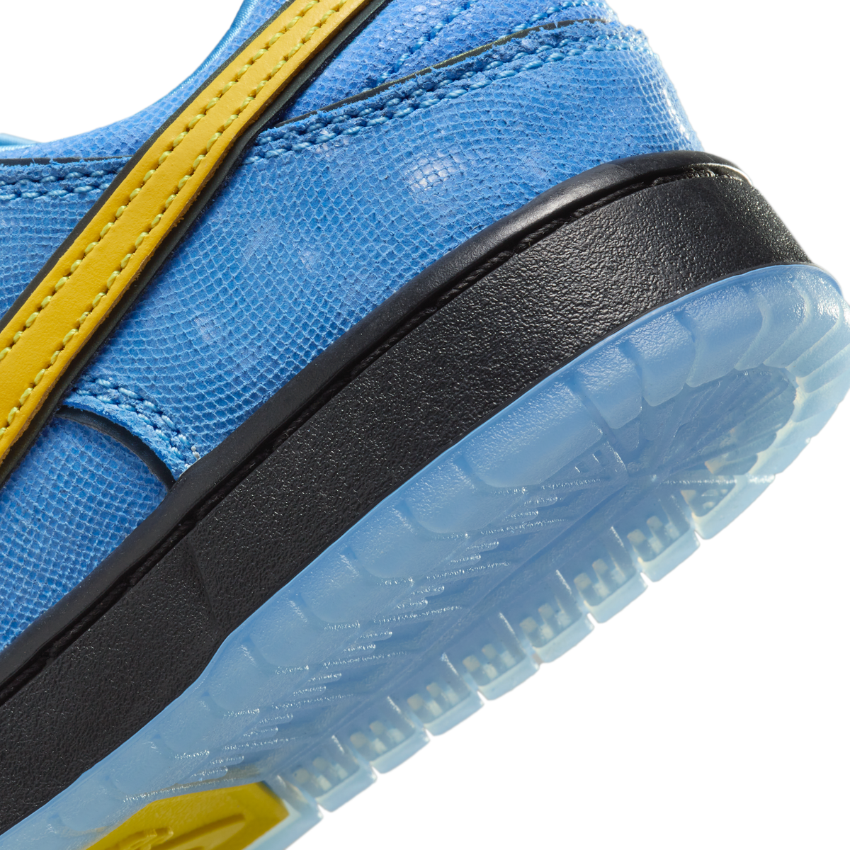 Nike SB Dunk Low The Powerpuff Girls Bubbles (PS)