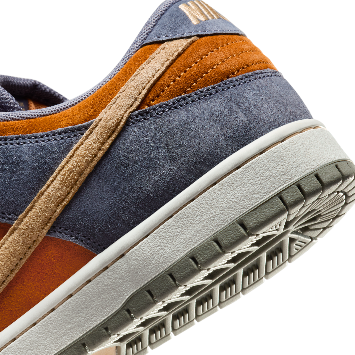 Nike SB Dunk Low Light Carbon Monarch