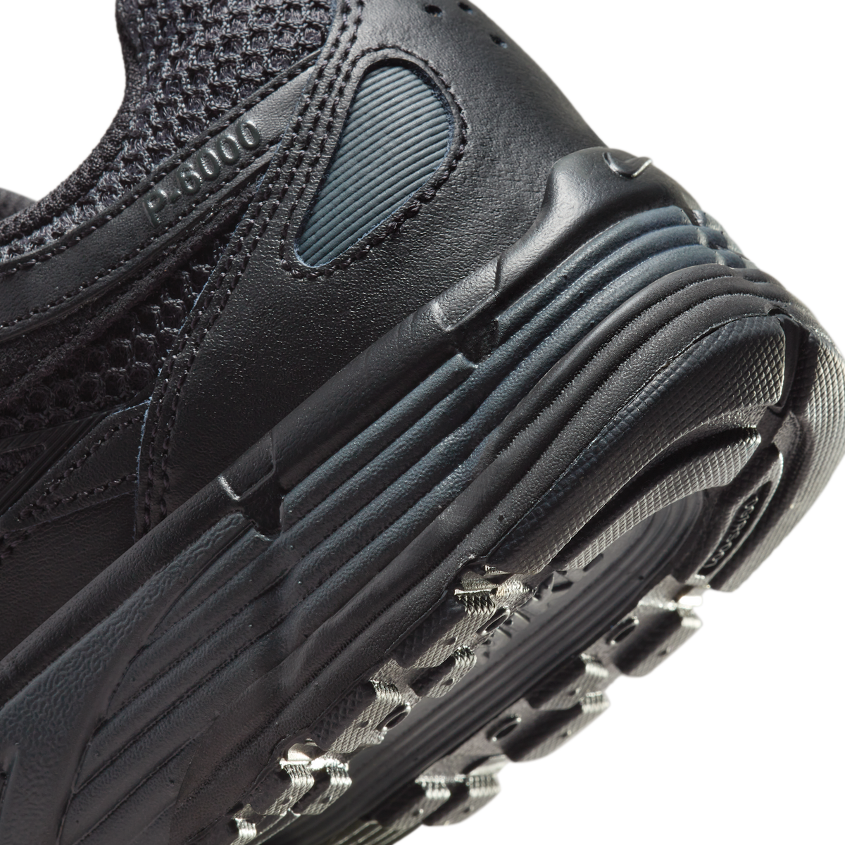Nike P-6000 Premium Triple Black