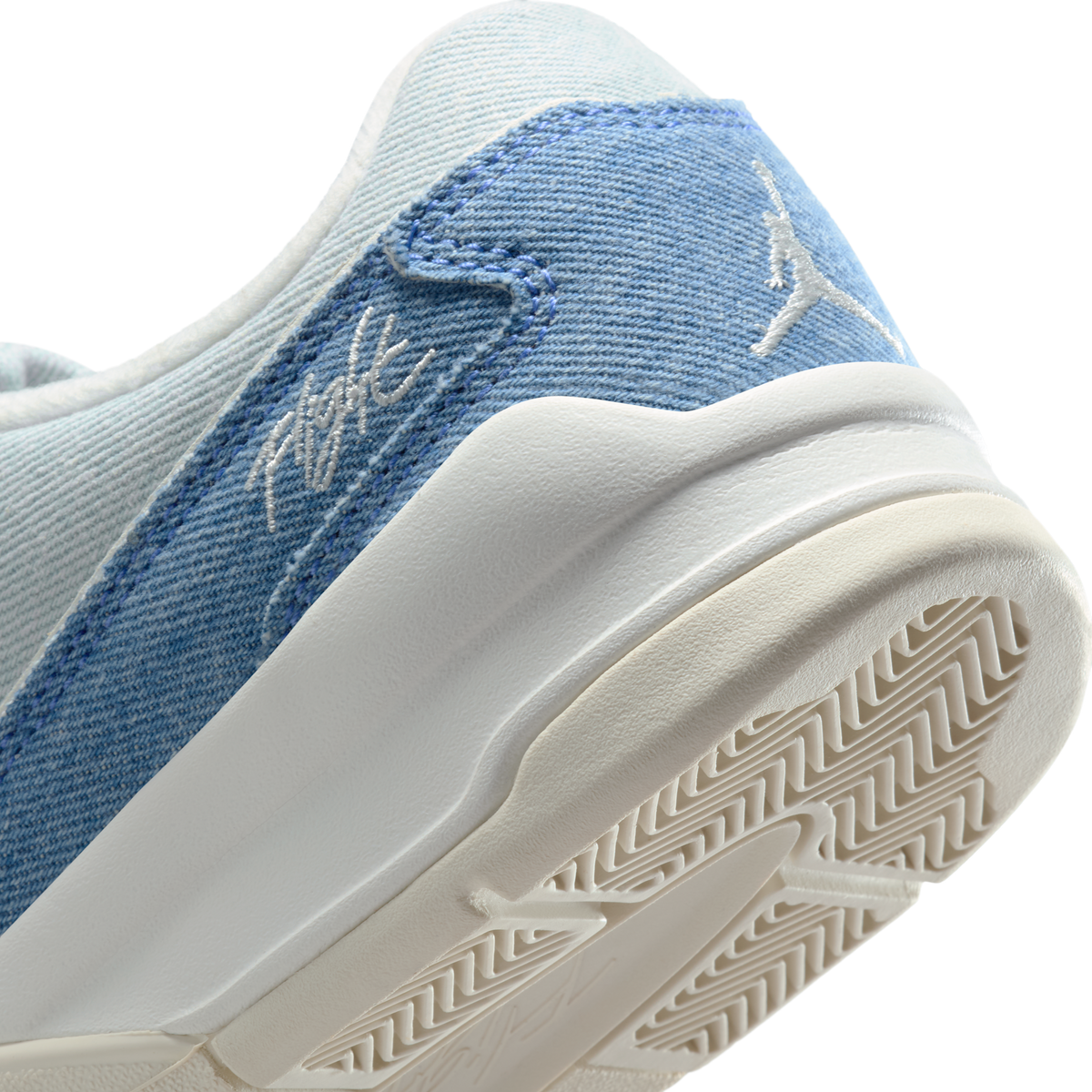 Jordan Flight Court SE Denim (Women's)