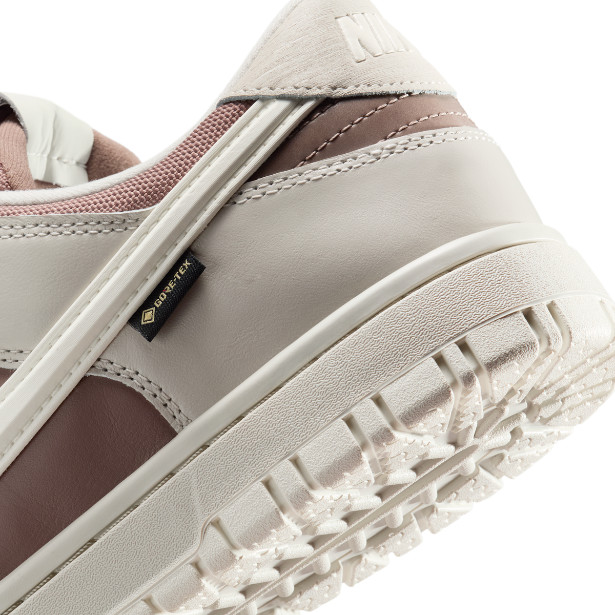 Nike Dunk Low Gore-Tex Light Bone