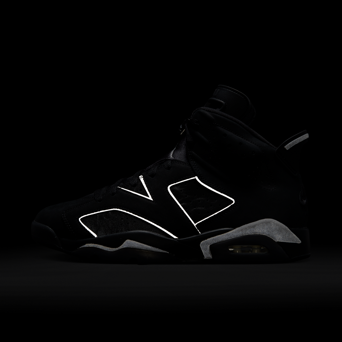 Jordan 6 Retro Cap and Gown