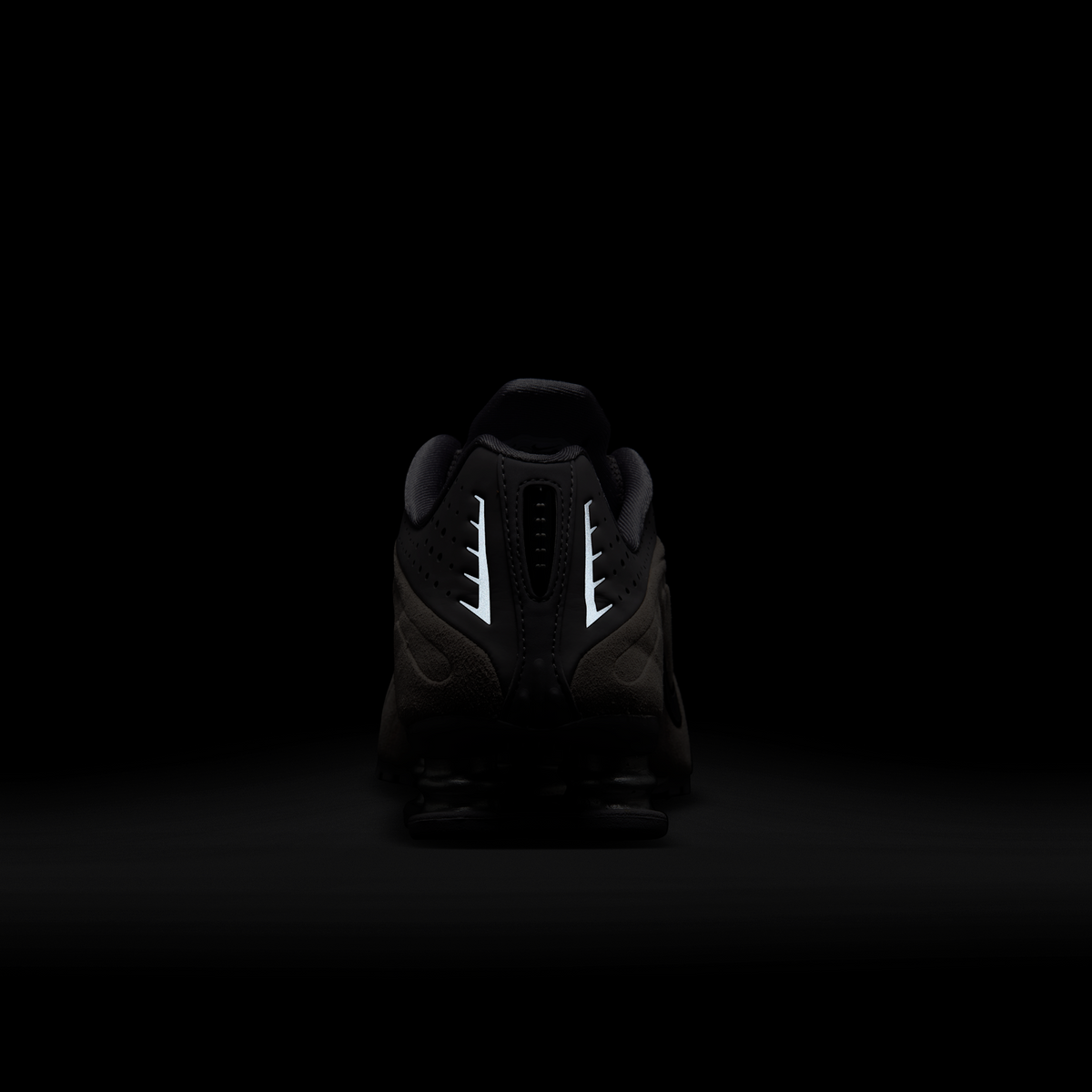 Nike Shox R4 Cement Grey Black (Women's) | HQ7739-001