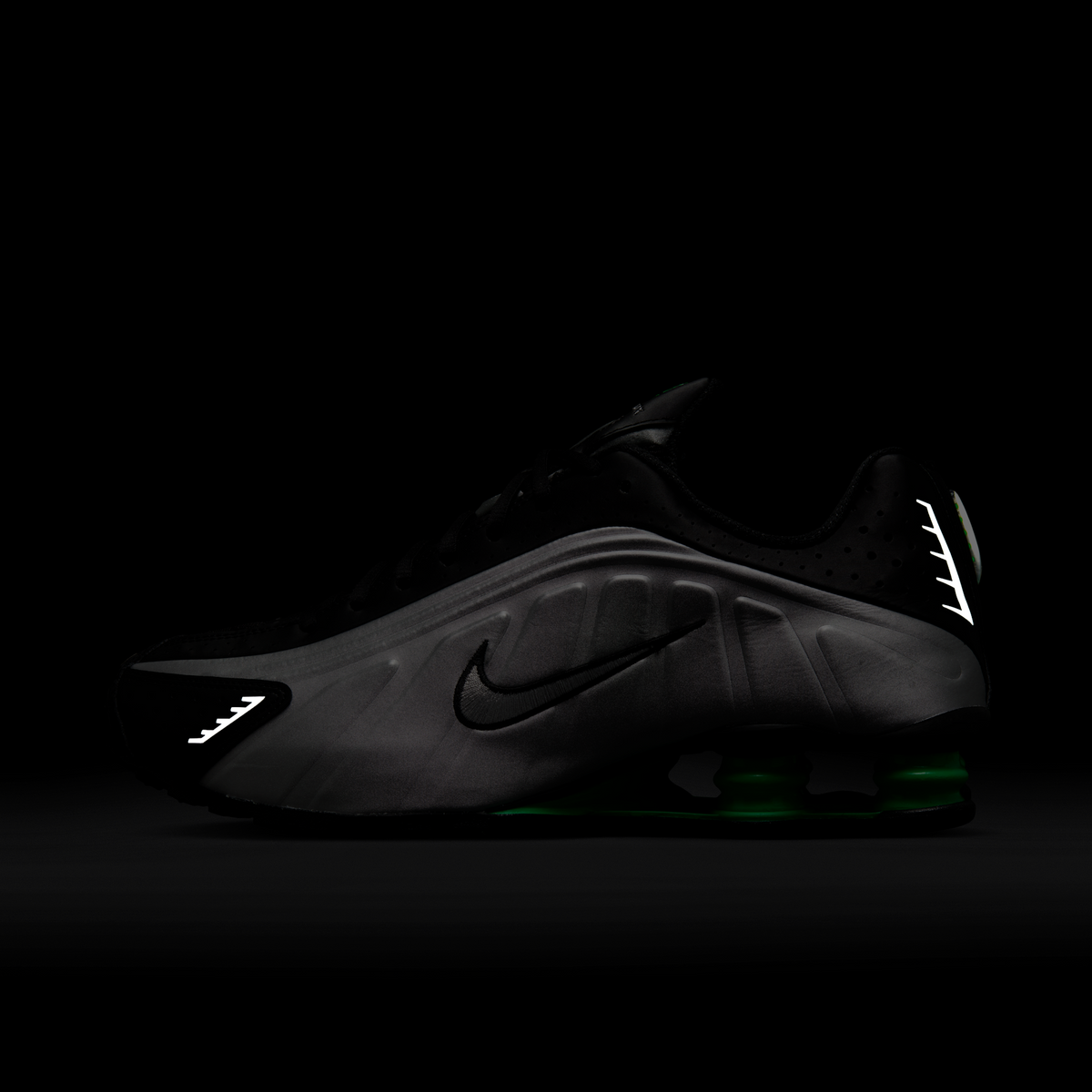 Nike Shox R4 Metallic Silver Green Shock | HQ1988-006