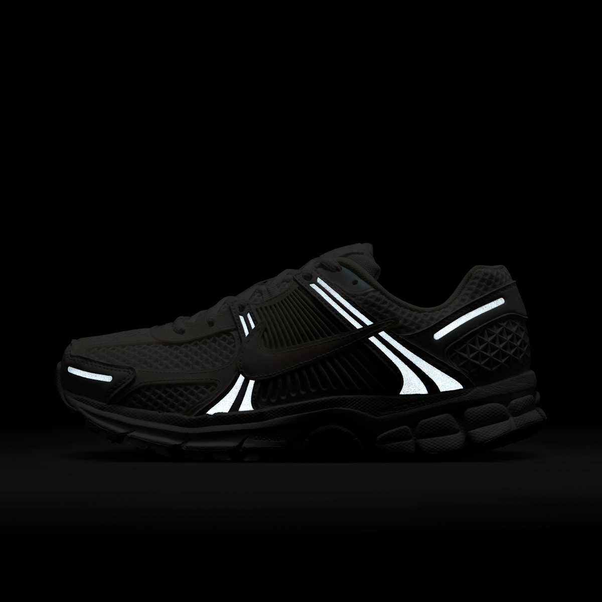 Nike Zoom Vomero 5 Triple White (Women's)