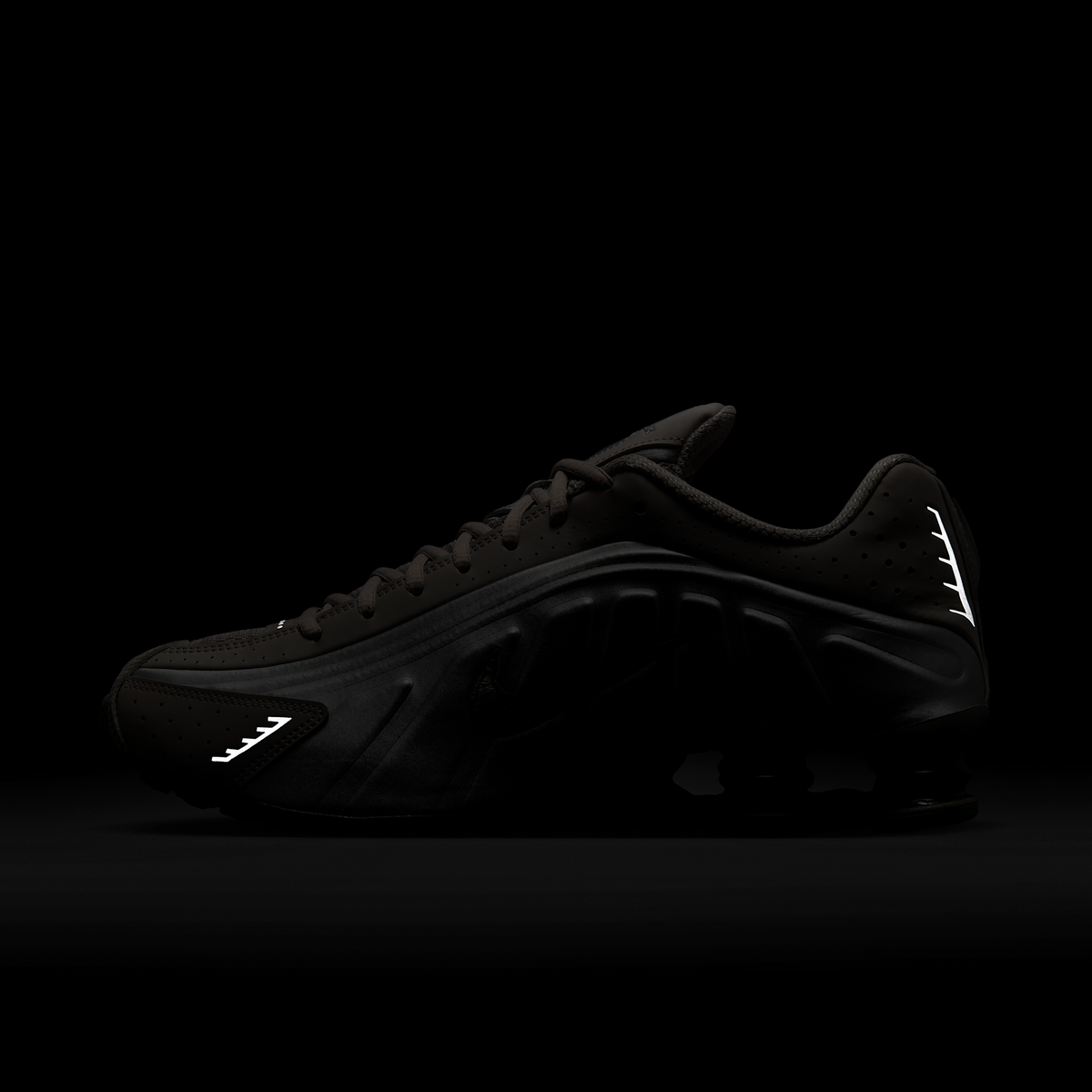 Nike Shox R4 Cave Stone | HQ1988-200