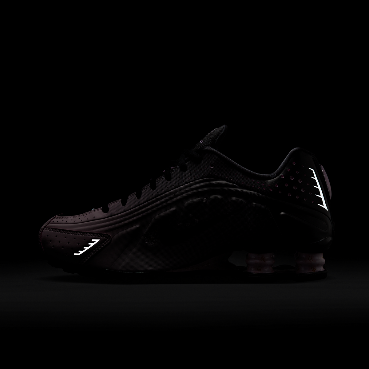 Nike Shox R4 Sakura (Women's)