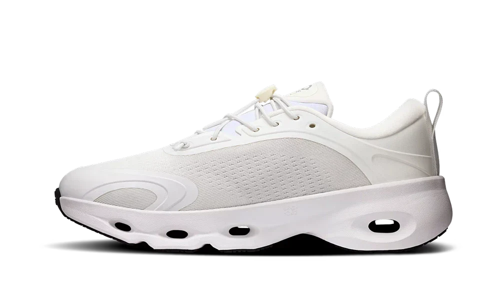 On Running Cloudsolo Loewe White — vue de face