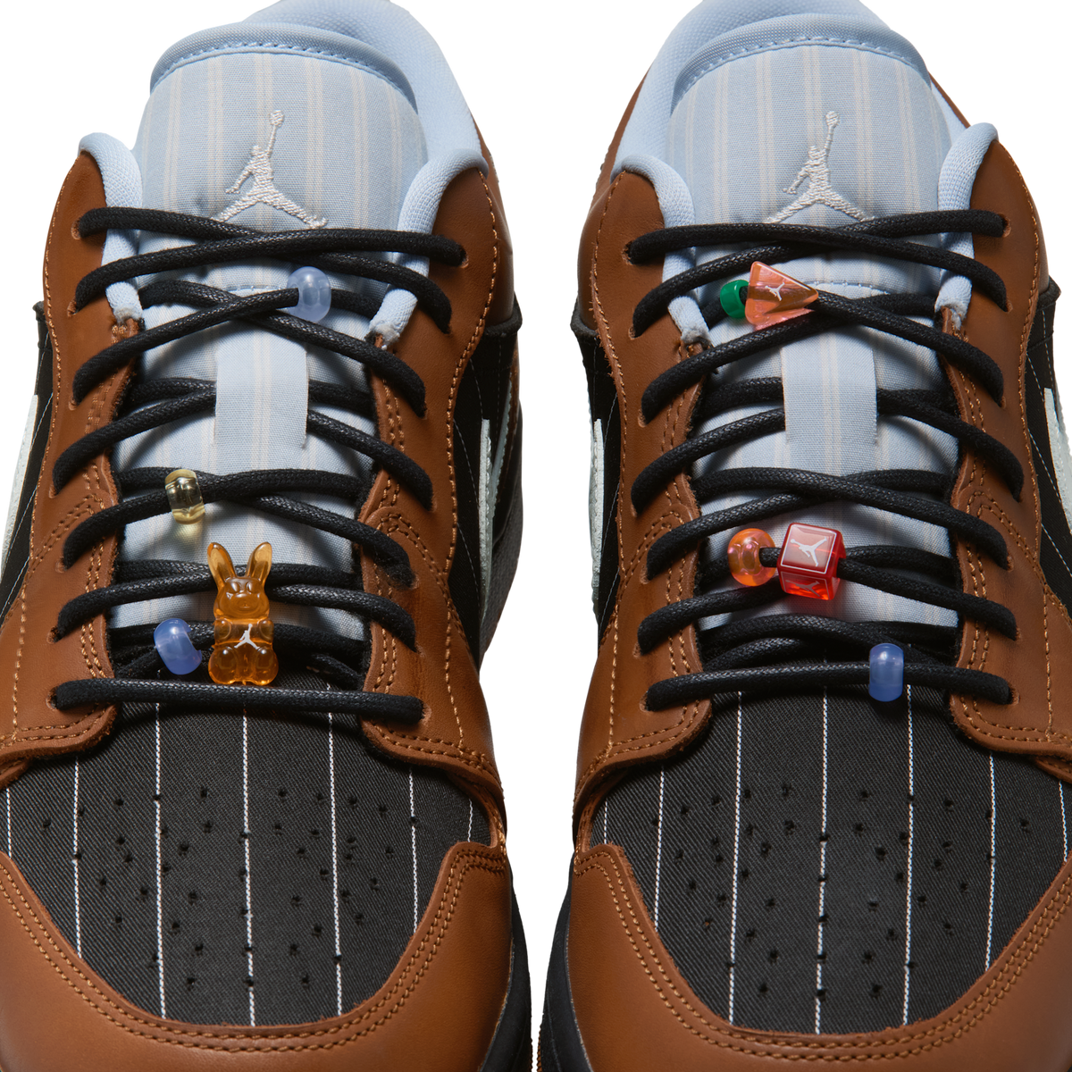 Jordan 1 Low SE Black Sail Light British Tan