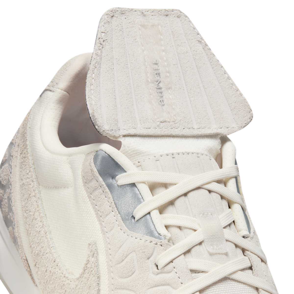Jordan Tiempo Streetgato SE Phantom Sail