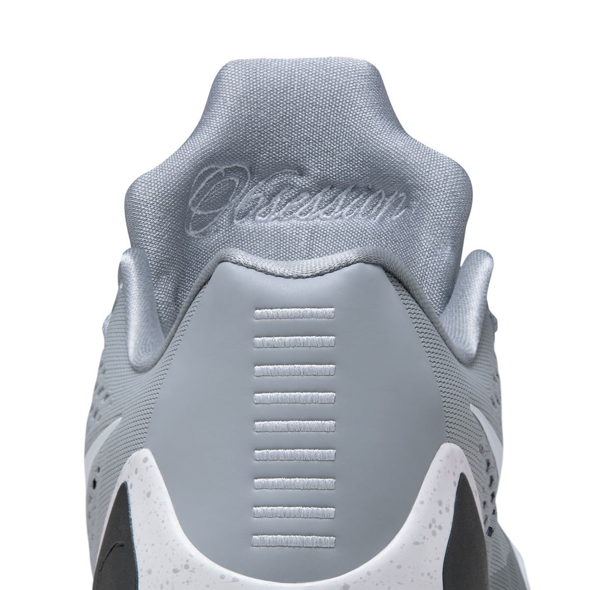 Nike Kobe 9 EM Low Protro TB Wolf Grey