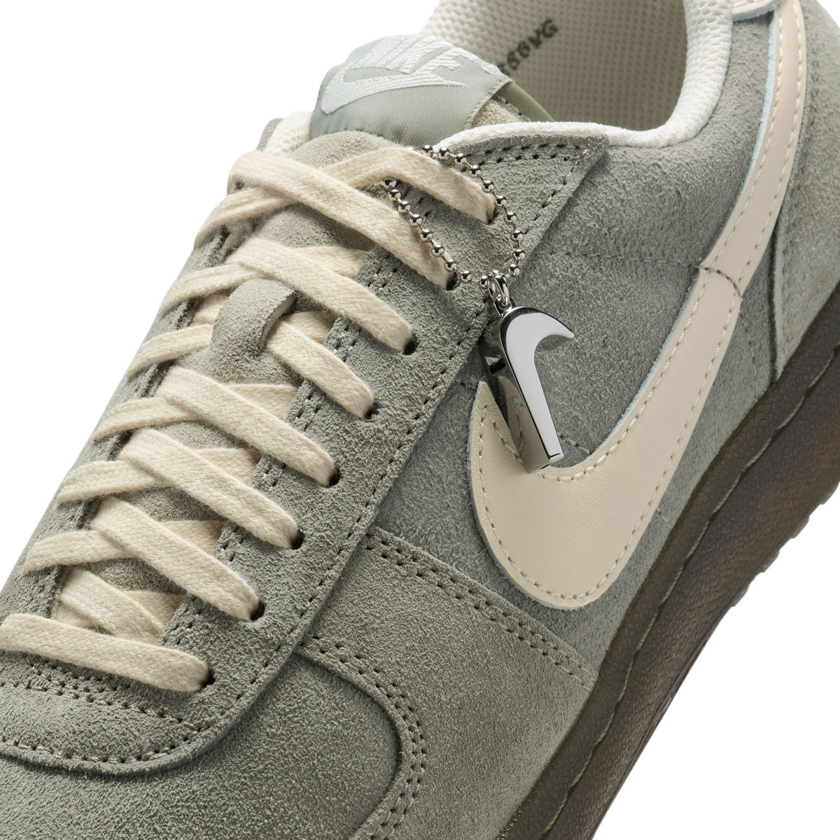 Nike Field General Light Army Natural | IF0666-300