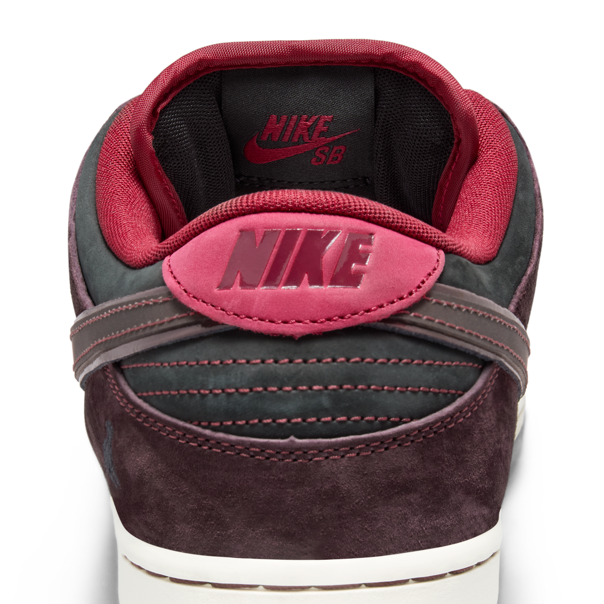 Nike SB Dunk Low Riot Skateshop