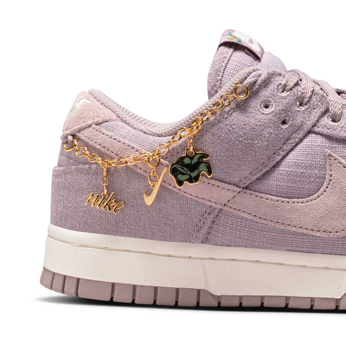 Nike Dunk Low Now Accepting All Flowers Black (Women's) | IQ0386-226