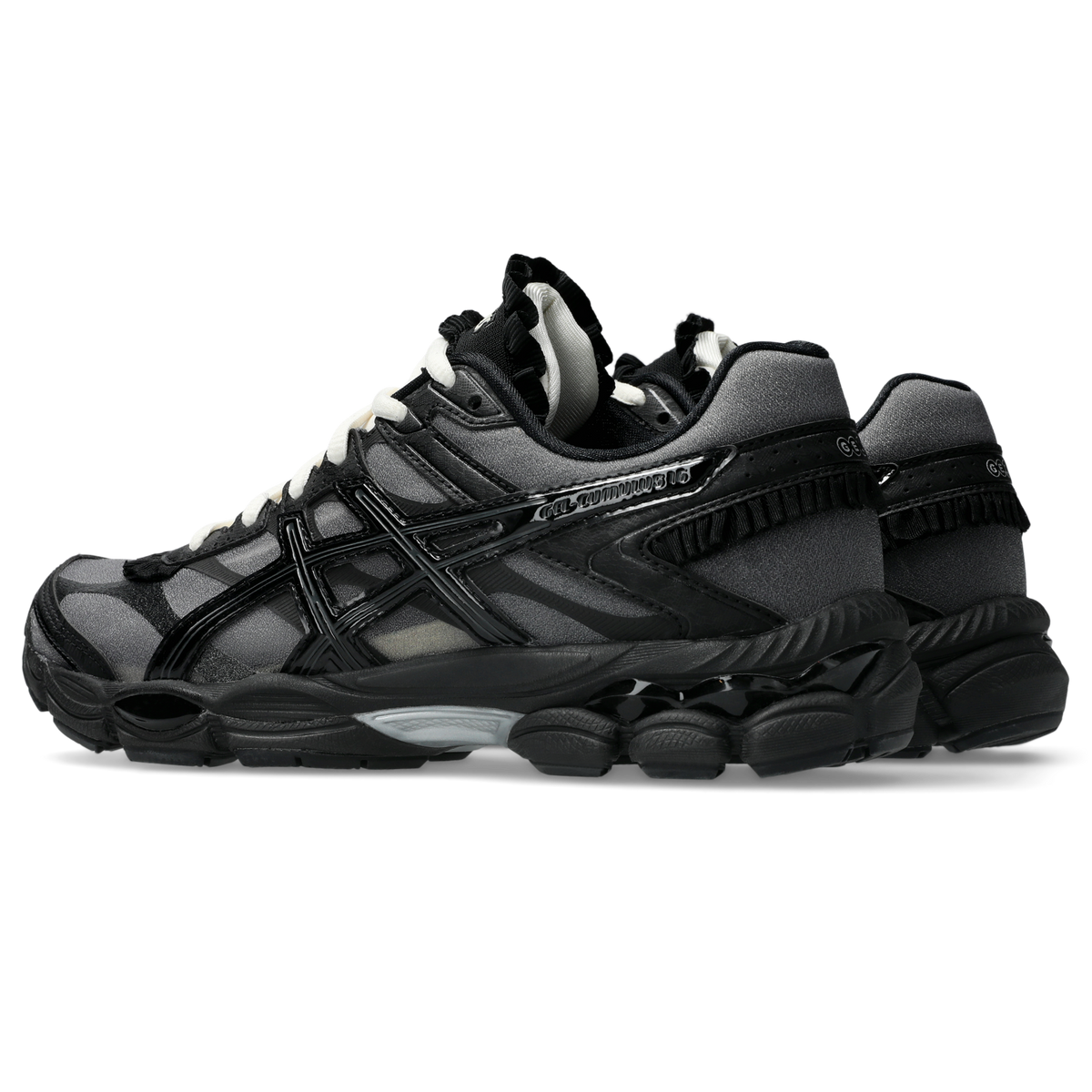 ASICS Gel Cumulus 16 Griff Black White