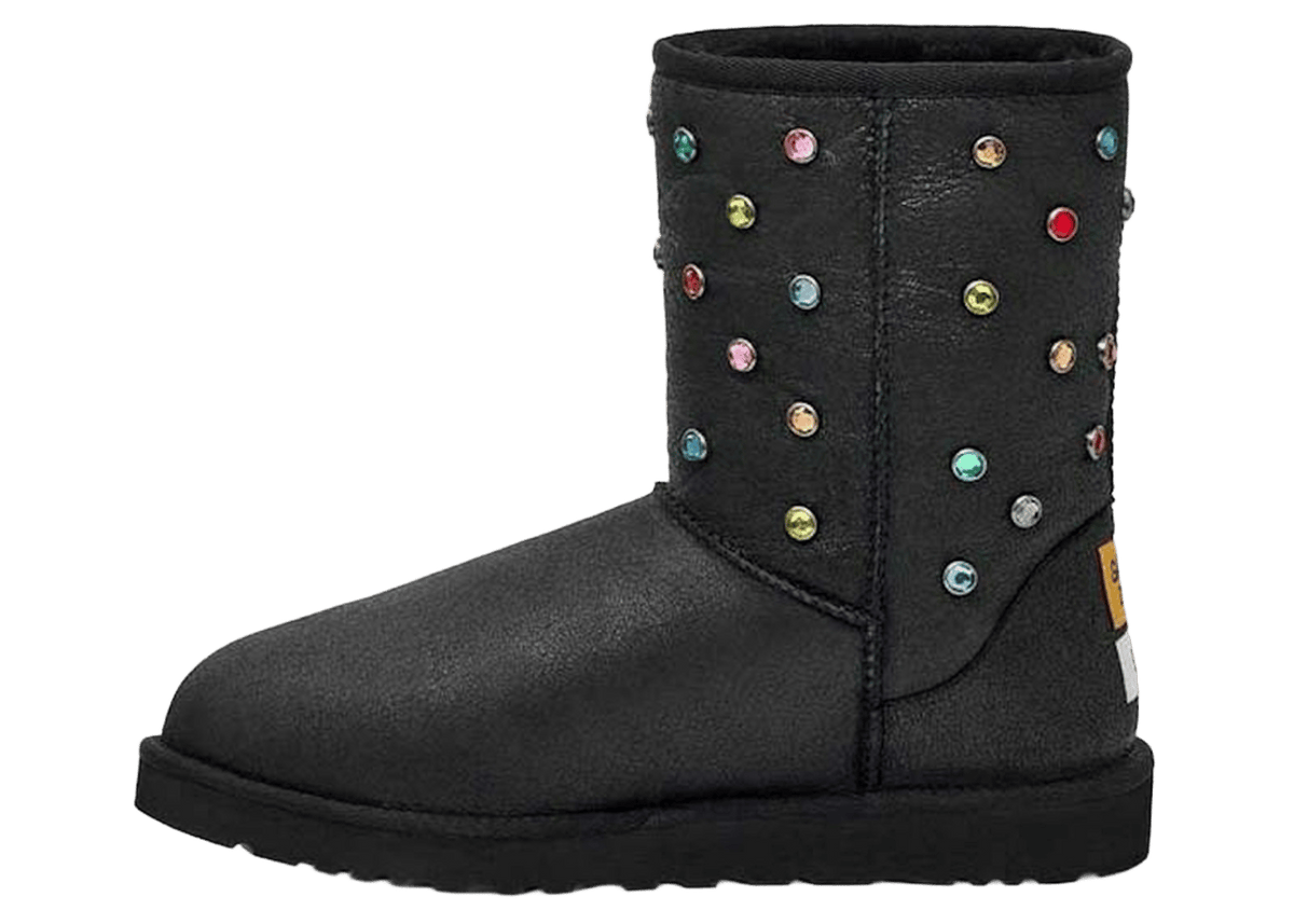 UGG Classic Short Boot Gallery Dept. Black | 1166951-BLK