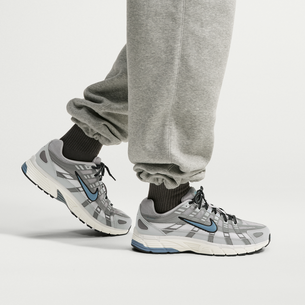 Nike P-6000 Light Smoke Grey Blue Graphite