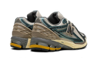 new-balance-1906r-metallic-teal