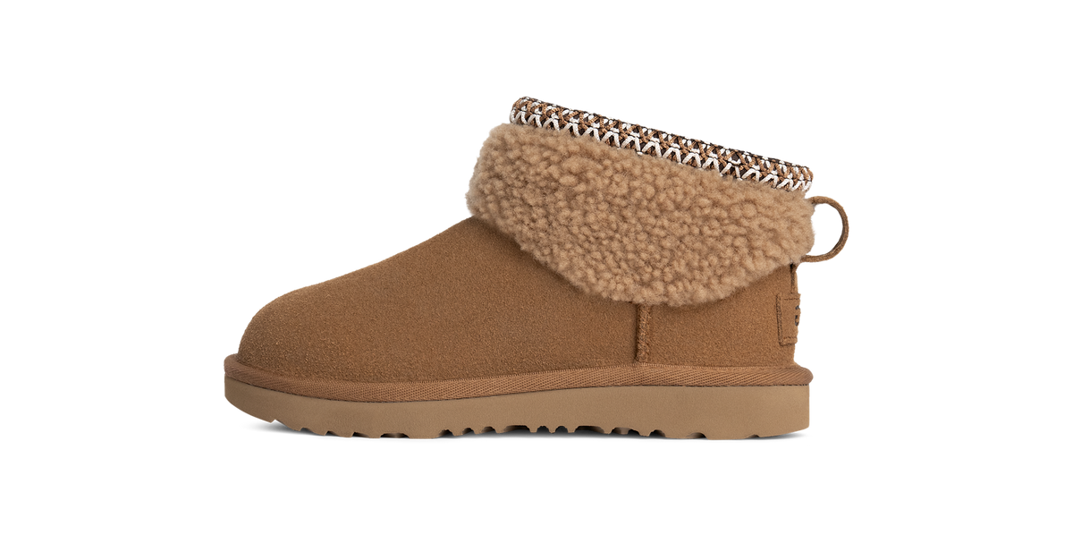 UGG Classic Ultra Mini Maxi Curly Boot Chestnut (Kids)