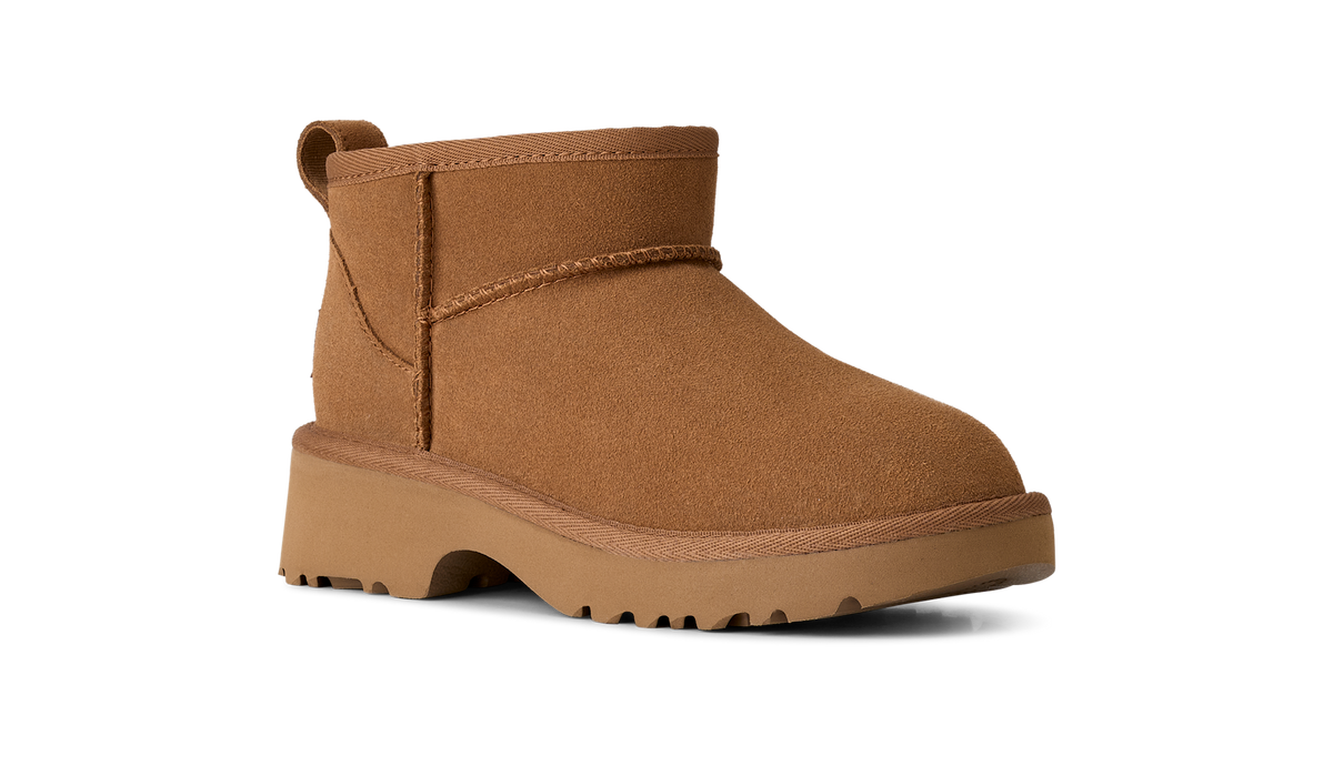 UGG Classic Ultra Mini New Heights Boot Chestnut (Kids)