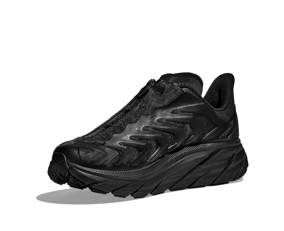 Hoka One One Project Clifton Triple Black