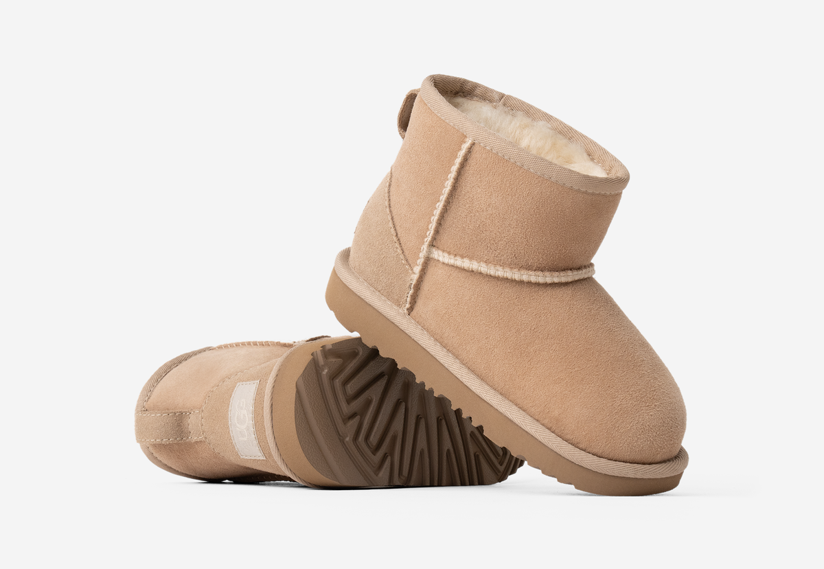 UGG Classic Mini II Boot Sand (Toddler) | 1017715T-SAN