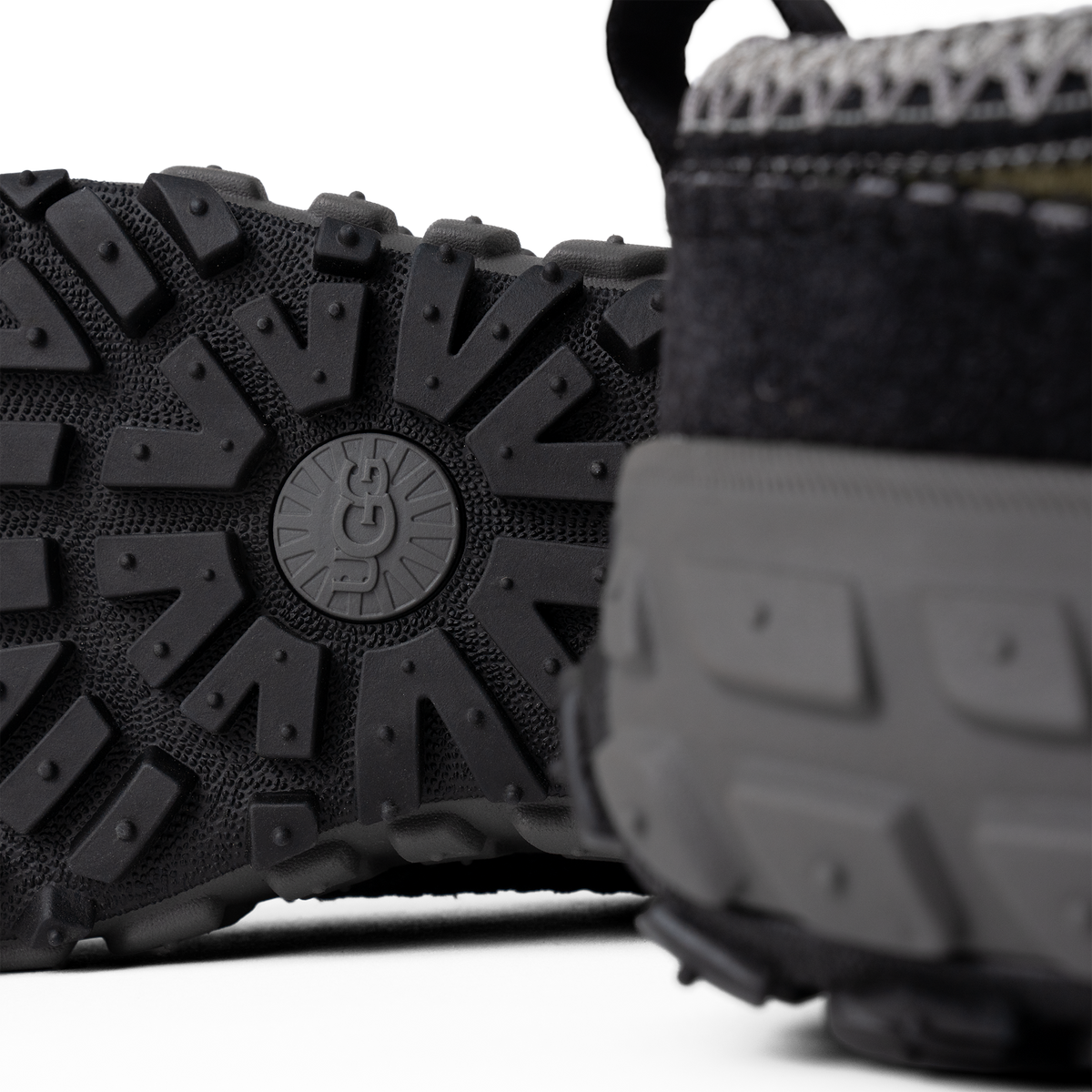 UGG Venture Daze Burnt Olive Charcoal