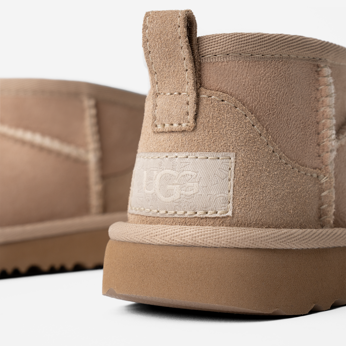UGG Classic Ultra Mini Boot Sand (Toddler) | 1130750T-SAN