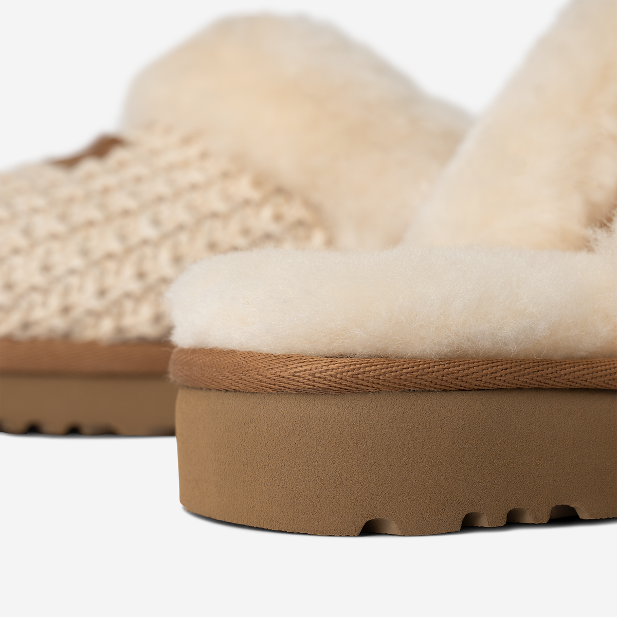 UGG Cozy Slipper Cream (Women's) | 1117659-CRM