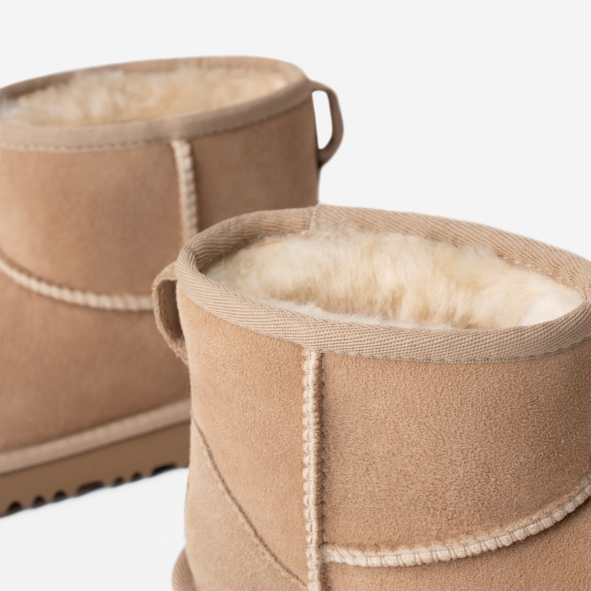 UGG Classic Mini II Boot Sand (Toddler) | 1017715T-SAN