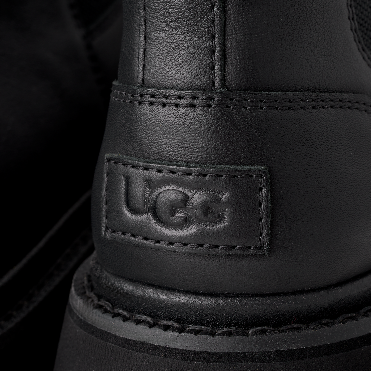UGG Chelsea Lug Leather Boot Black