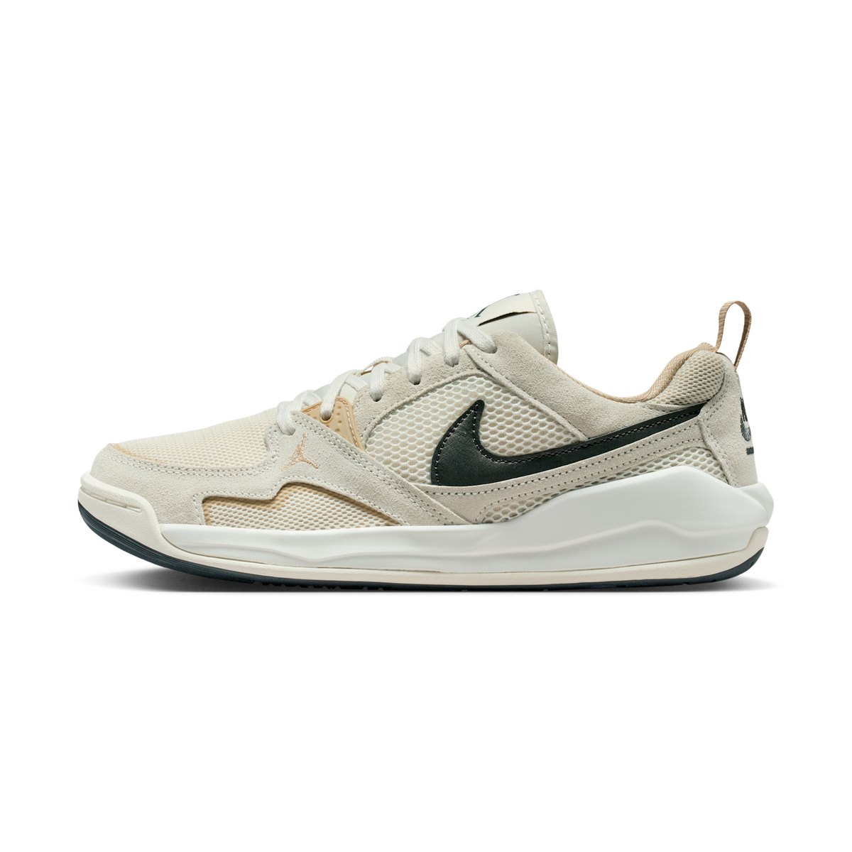 Jordan CMFT Era Light Orewood Brown Sail (Women's)