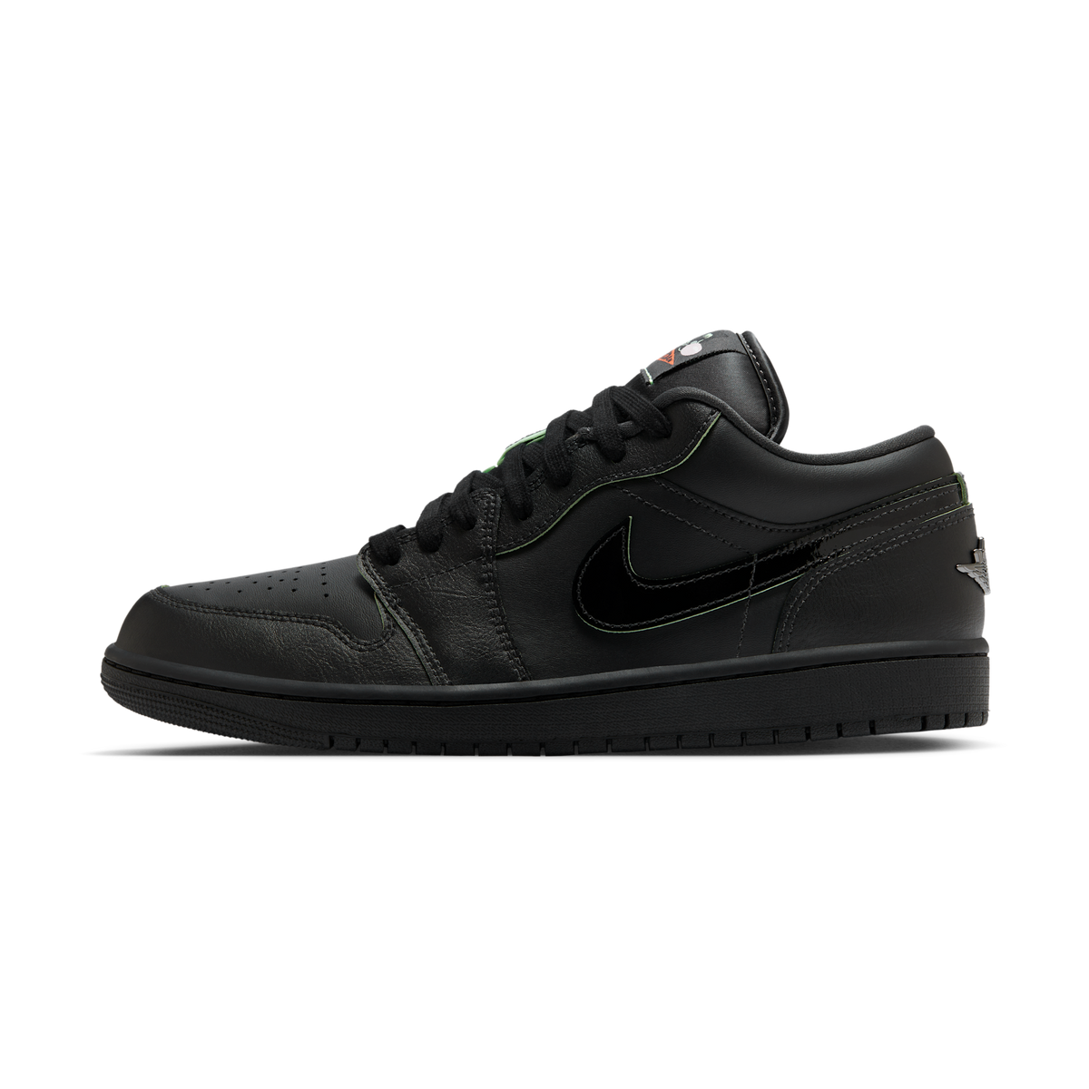 Jordan 1 Low SE Black Cat Mascot