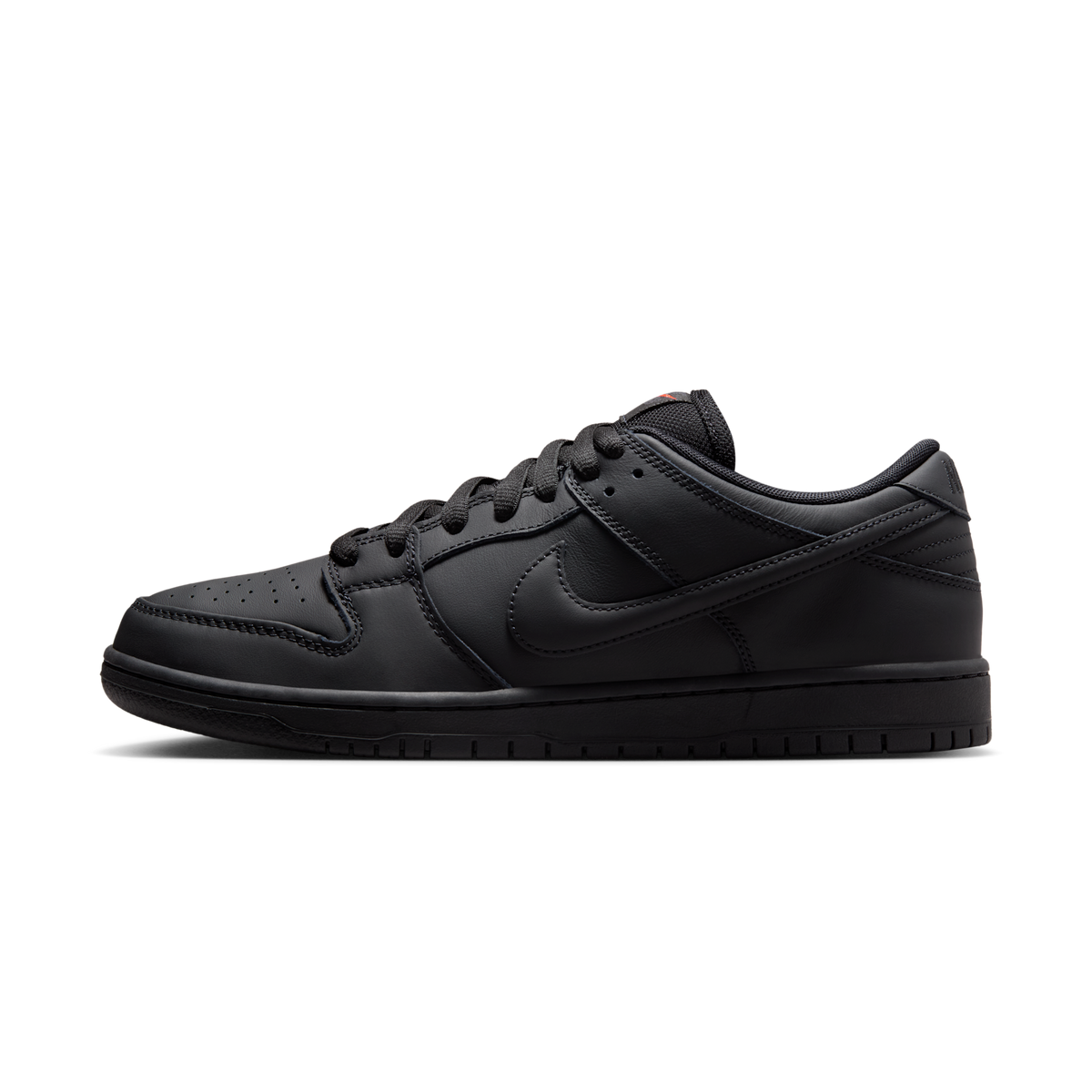 Nike SB Dunk Low Pro Triple Black | FJ1674-001