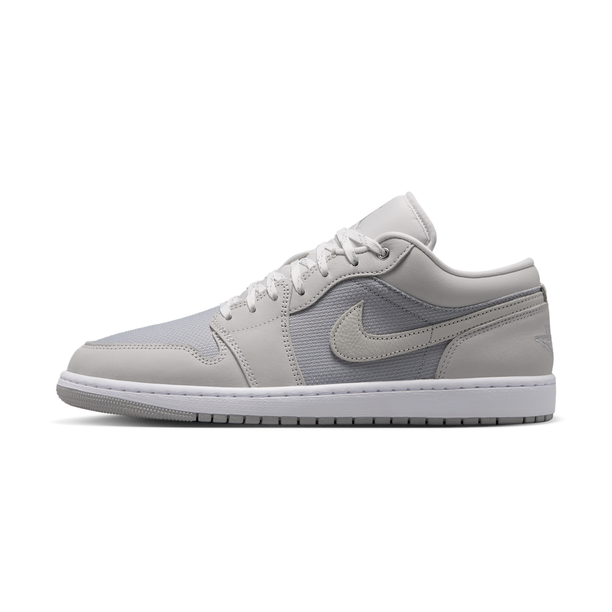 Jordan 1 Low SE Soft Pearl Light Smoke Grey