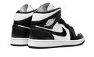 Air Jordan 1 Mid Panda