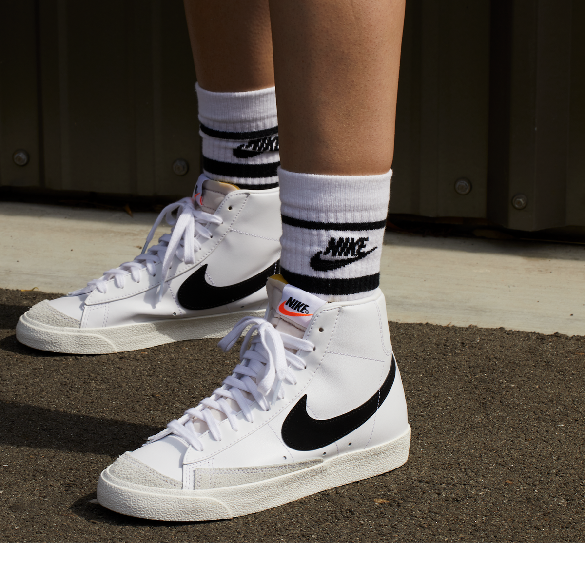 Nike Blazer Mid 77 White Black (Women's)