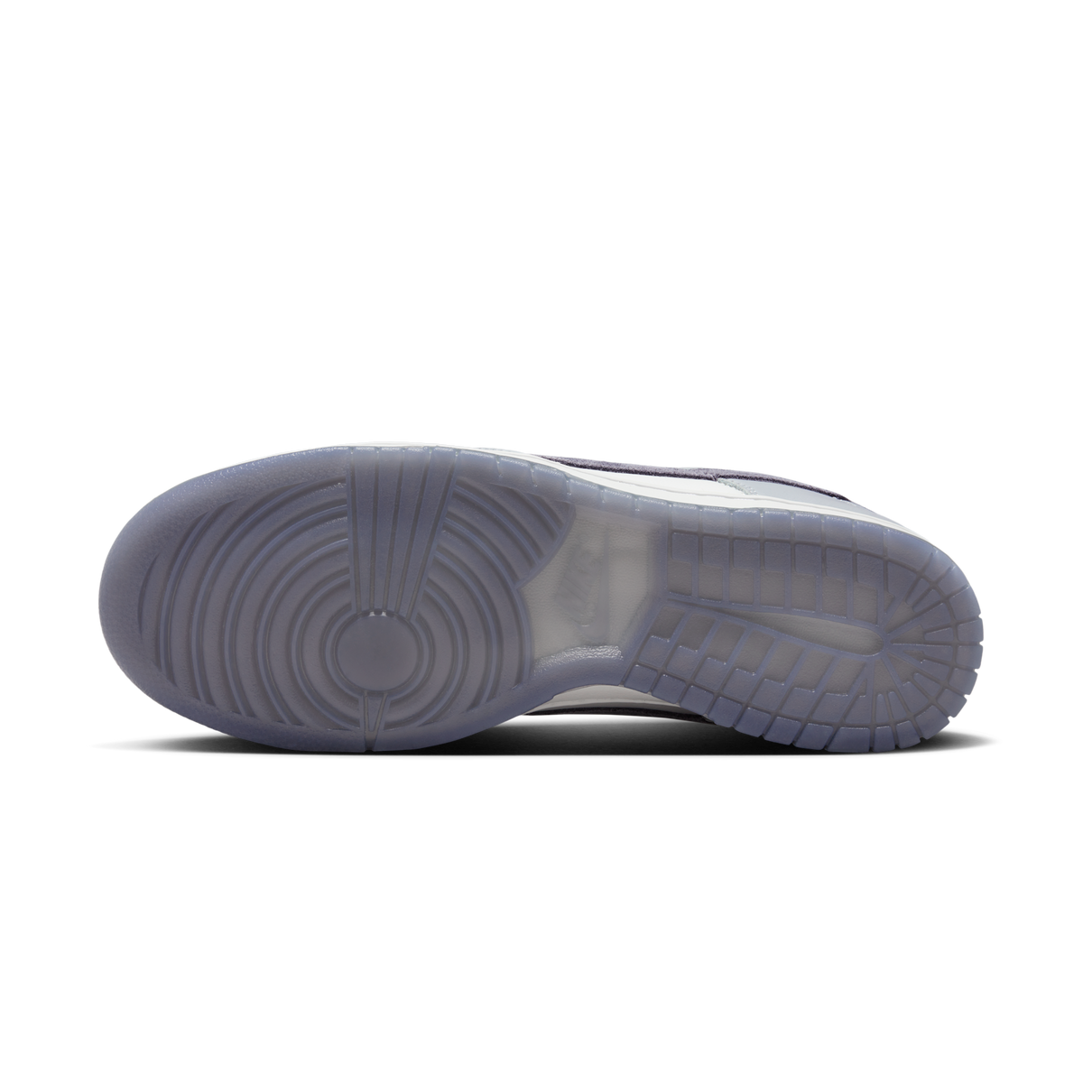 Nike Dunk Low SE Light Carbon