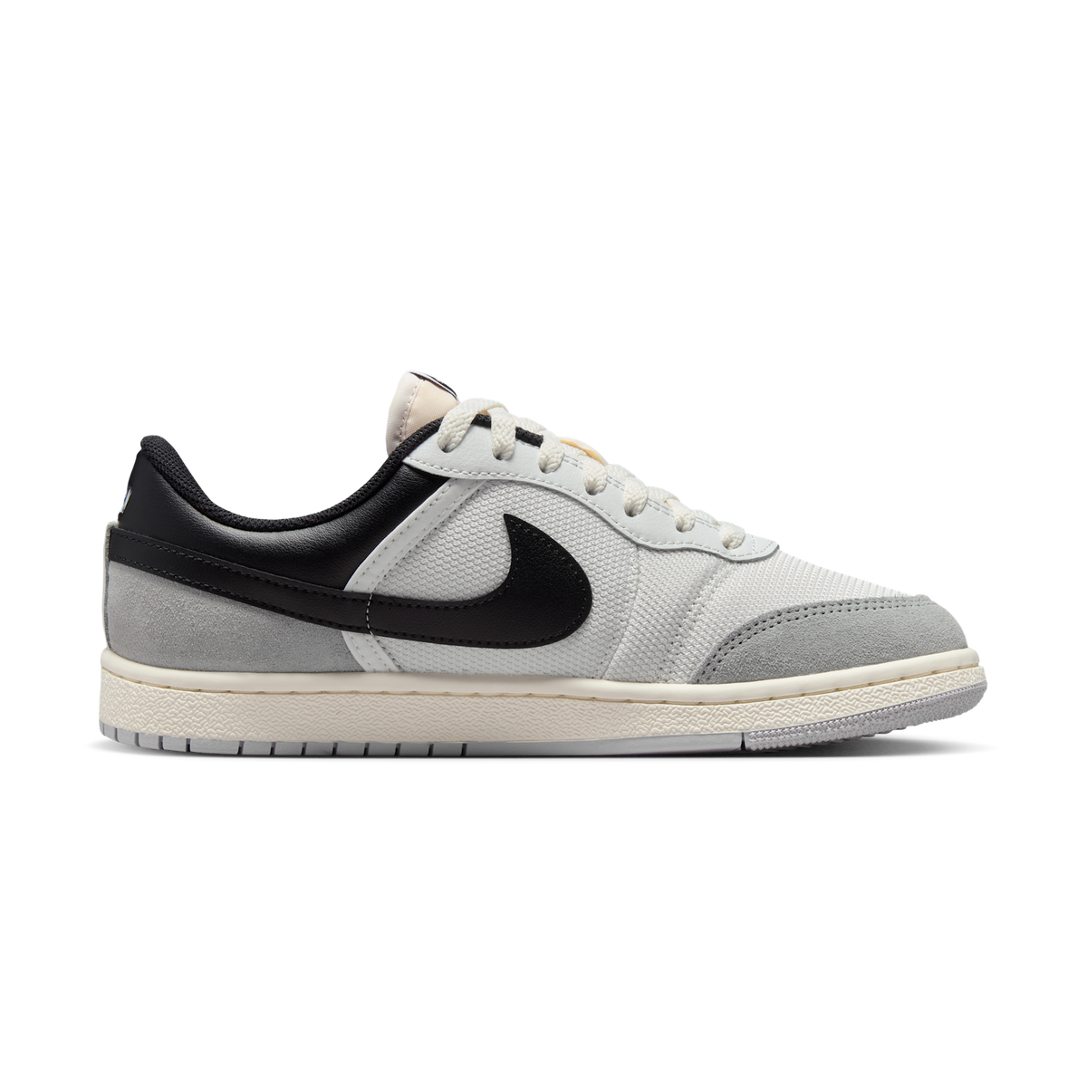 Jordan Skyline Low White Black Light Smoke Grey (Women's)