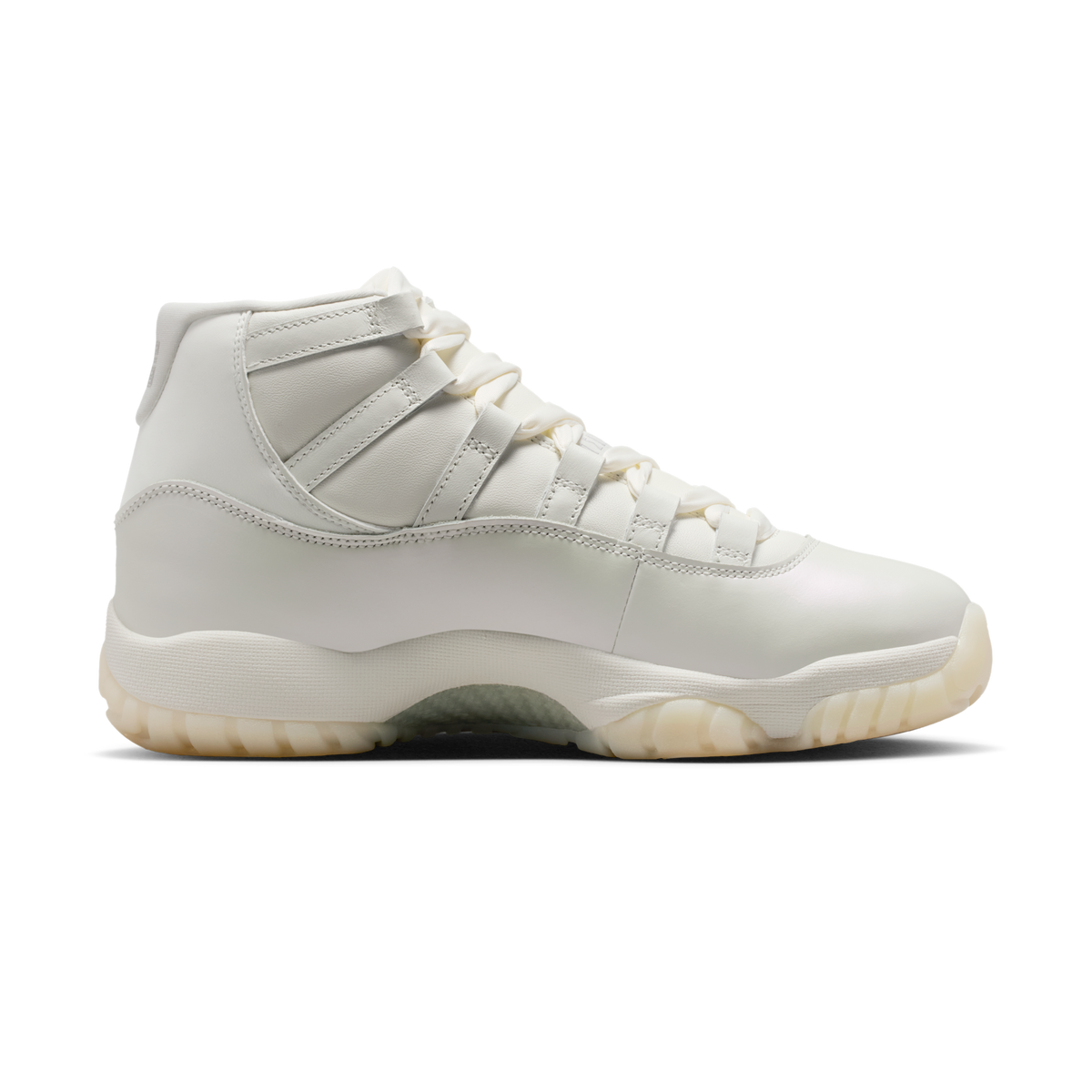 Jordan 11 Retro Pearl (Women's)