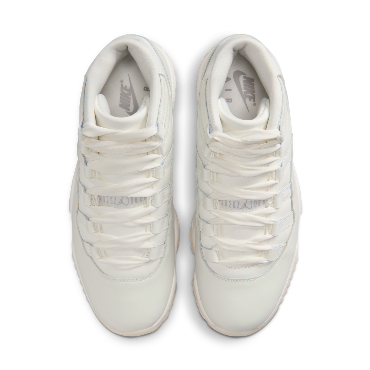 Jordan 11 Retro Pearl (Women's)