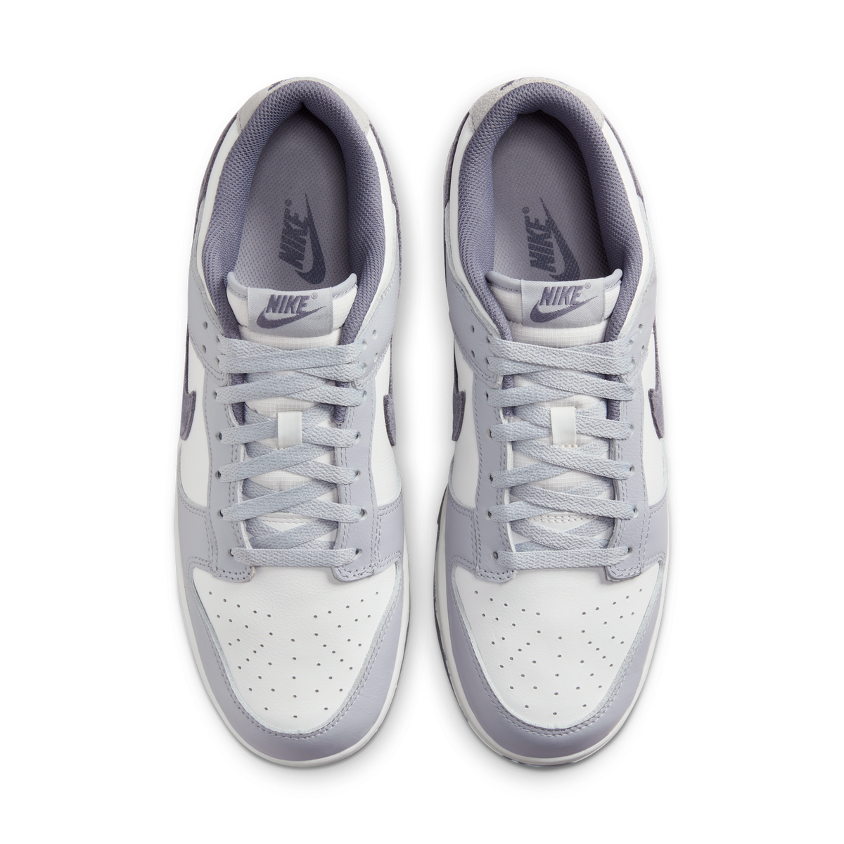 Nike Dunk Low SE Light Carbon