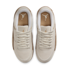 Jordan Flight Court SE Light Orewood Brown Sail (Women's)